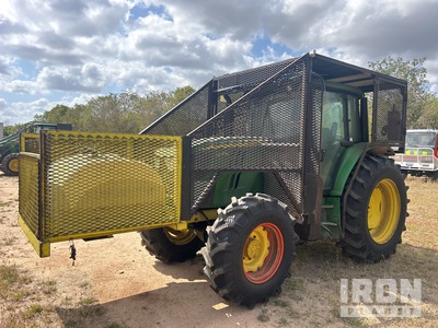 John Deere 6105M 4WD Tractor