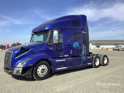 2020 Volvo VNL760 6x2 Sleeper Truck Tractor