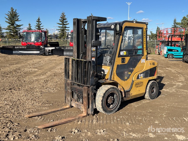 2014 Cat 2PD6000 Pneumatic Tire Forklift | Ritchie Bros. Auctioneers