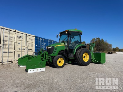 John Deere 4720 4WD Utility Tractor