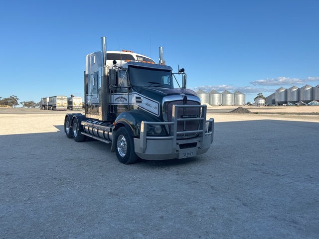 2012 Kenworth T409 6x4 Sleeper Prime Mover 2012 Kenworth T409 6x4 Sleeper Prime Mover