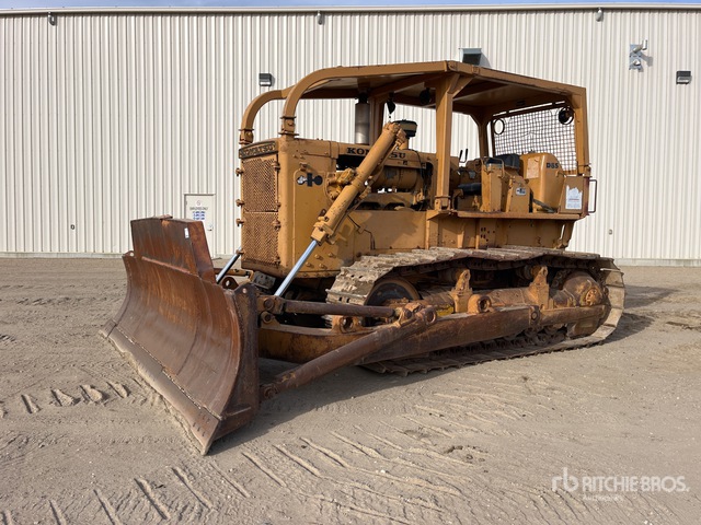 Komatsu D85-12 Crawler Dozer | Ritchie Bros. Auctioneers