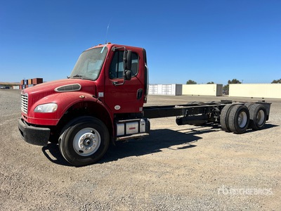 2015 Freightliner M2 106 6x4 Cabina y chasis