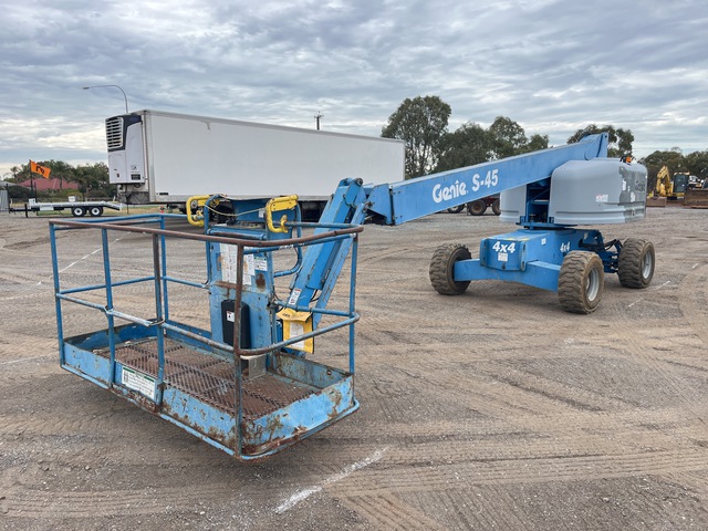 2004 Genie S45 4WD Diesel Telescopic Boom Lift