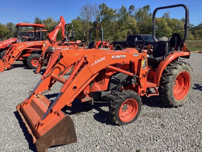 2017 Kubota L3301DHST 4WD Utility Tractor