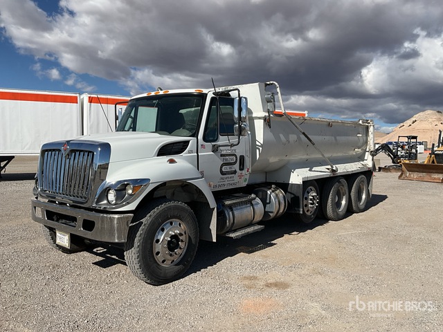 2018 International 7500 SFA 8x4 Tri/A Dump Truck | Ritchie Bros ...