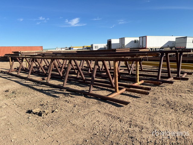 Quantity of (4) 30 ft Pipe Rack | Ritchie Bros. Auctioneers