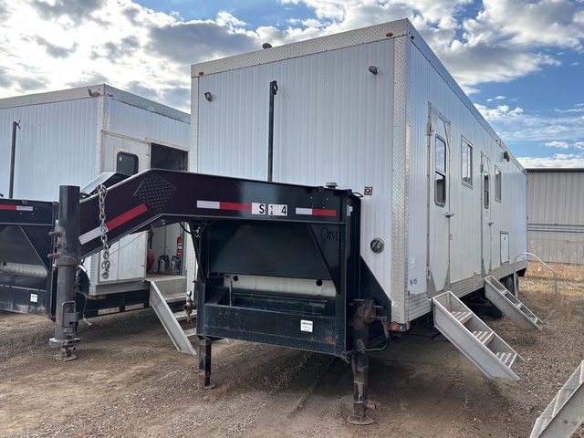 2015 Oasis Travel Gooseneck AstroThermalTec Frac Water Heater