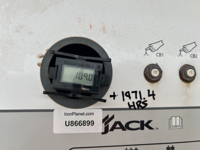 ELEVADOR TELESCóPICO 2019 SKYJACK 4WD SJ86T