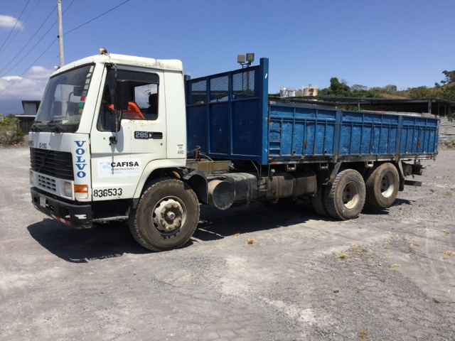 1996 Volvo FL 7-12 6x2 Flatbed Truck