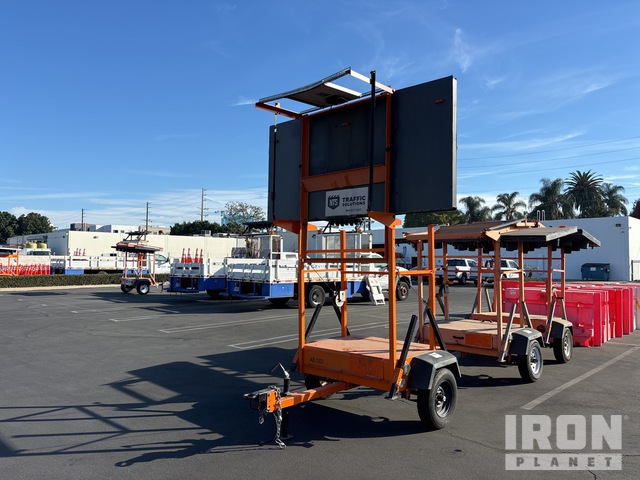 2005 Allmand 2200 APF Arrow Board in Santa Ana, California, United ...