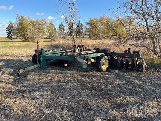 Inoperable Disc Noble 16 ft Tandem Disc (Inoperable) | Ritchie Bros. Auctioneers