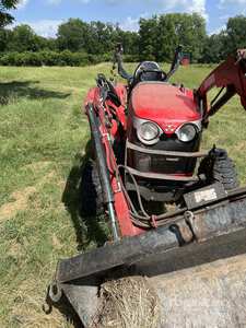 Massey Ferguson 1726E 4WD Tractor