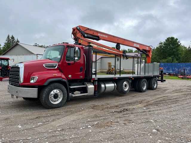 2022 Atlas 440VCS-A21L Forming Articulated Boom on 2014 Freightliner 114SD SD 6x4 Boom Truck