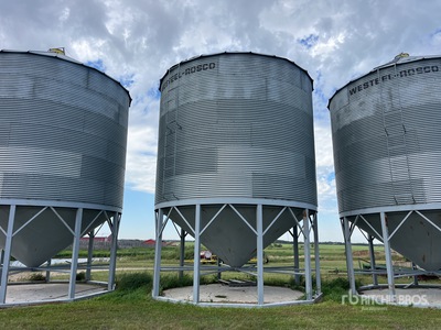 Westeel Rosco +/- 4500 bu 6 Ring Hopper Grain Bin