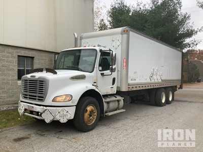 2007 Freightliner Business Class M2 6x4 Van Truck