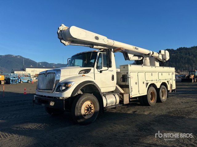 Altec AM55E 56 ft on 2013 International 7400 6x4 Bucket Truck | Ritchie ...