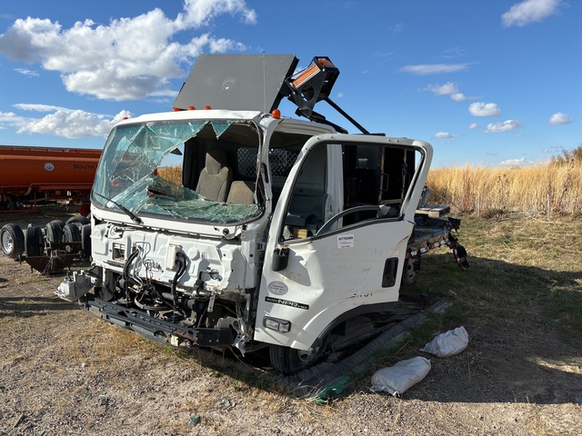 2016 Isuzu NPR HD HD 4x2 COE Flatbed Truck (Inoperable)