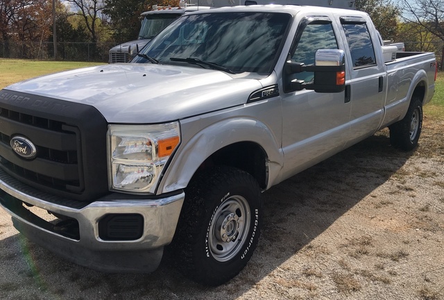 2011 Ford F-350 Super Duty 4x4 Crew Cab Pickup 2011 Ford F-350 Super Duty 4x4 Crew Cab Pickup