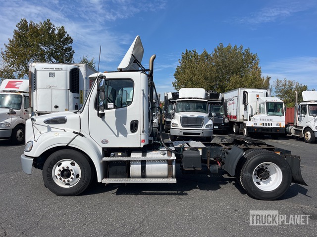 2015 Freightliner M2 112 4x2 S/A Day Cab Truck Tractor in