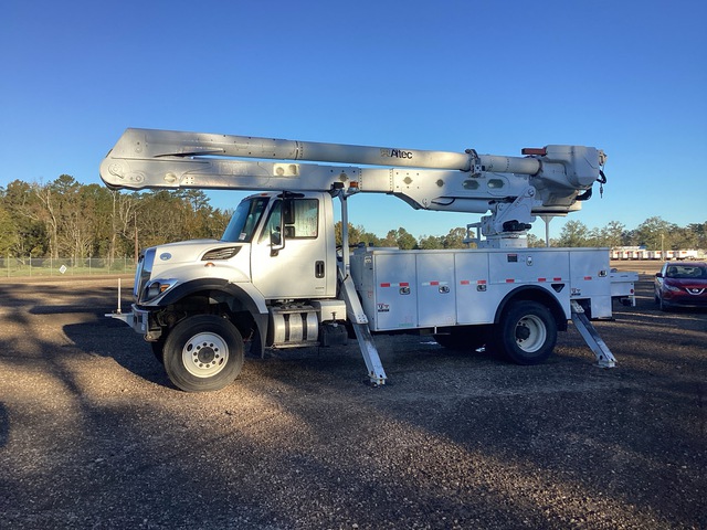 Altec on 2017 International 7300 4x4 Bucket Truck
