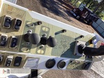 Boum with Commandes hydrauliques