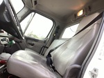 Cab with Seats/armrests
