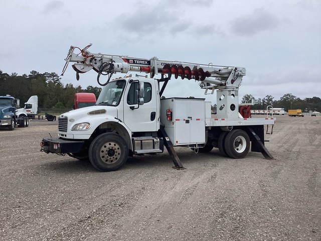 2017 Terex Commander on 2018 Freightliner M2106 4x2 Digger Derrick Truck
