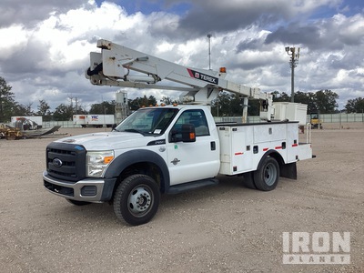 2016 Terex LT40 40 ft on 2016 Ford F-550 XL 4x4 Bucket Truck