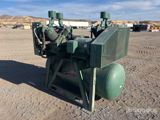 Yellow Jacket R70a Compressor Champion Skid-Mounted Electric 240 gal Compresor de aire | Ritchie Bros ...