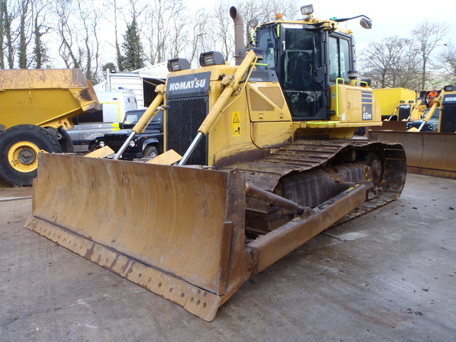2015 Komatsu D65PX-17 Crawler Dozer 2015 Komatsu D65PX-17 Crawler Dozer