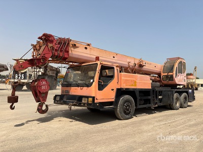 2006 XCMG QY30K 30 ton 6x4 Mobilkran