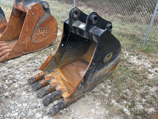 2023 Geith HX235 36 in Digging Excavator Bucket | Ritchie Bros. Auctioneers