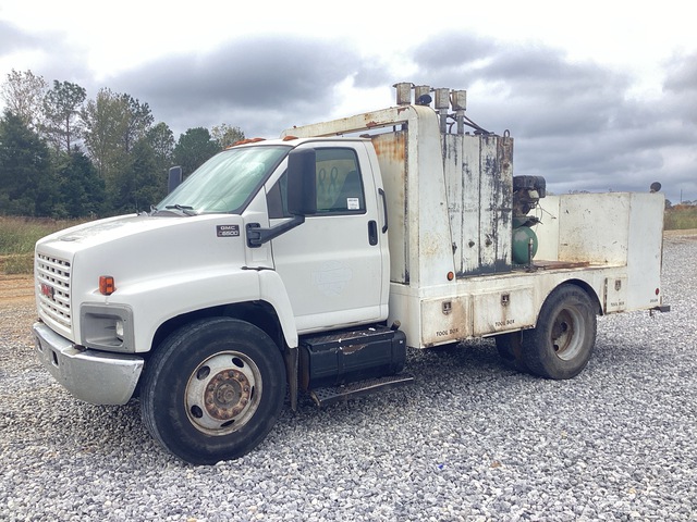 2005 GMC C6500 4x2 Lube Truck
