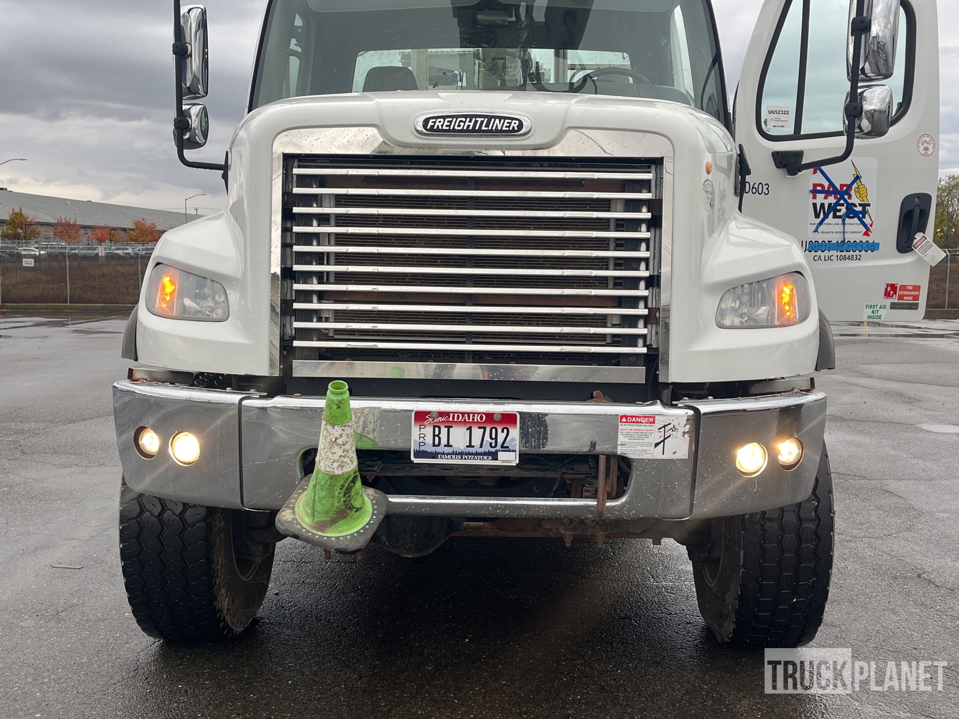 2011 Terex Commander C6060 on 2012 Freightliner M2 106 6x6 Digger