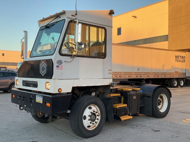 2015 Capacity 4x2 Spotter Truck 2015 Capacity 4x2 Spotter Truck