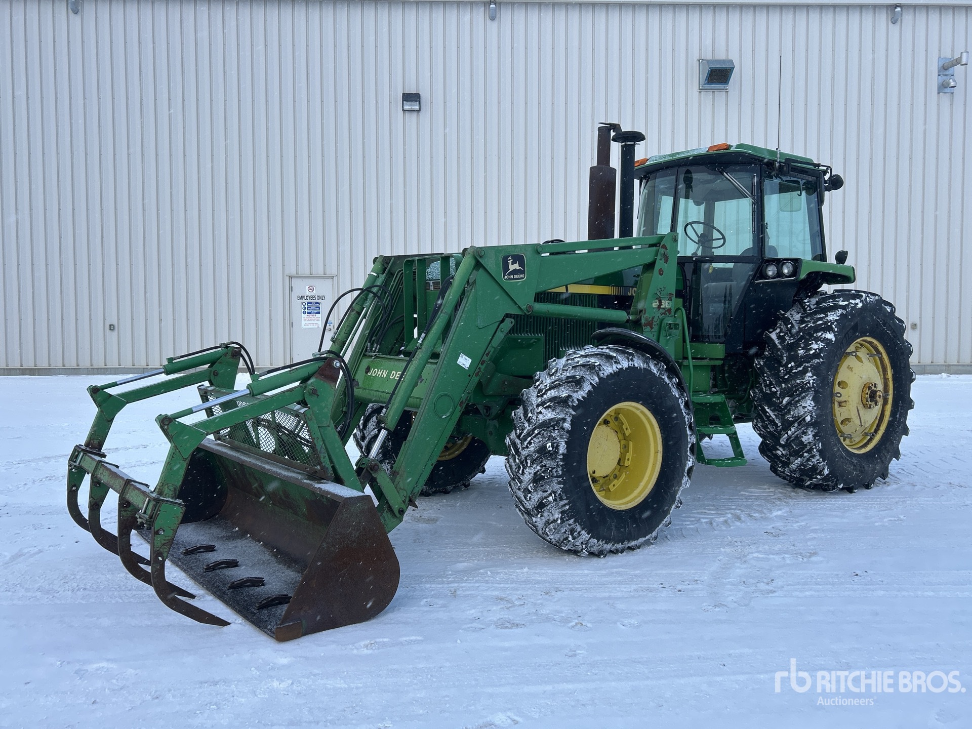 1990 John Deere 4555 4WD Tractor Agrícola | Ritchie Bros. Auctioneers