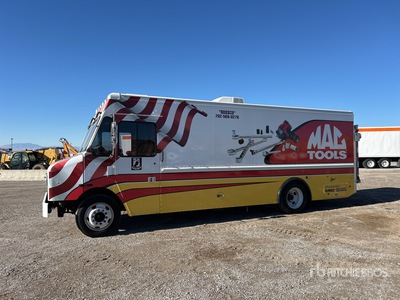 2018 Freightliner MT55 4x2 Furgón de Reparto