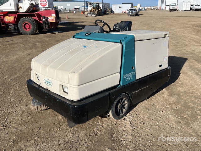 Used Riding Floor Sweeper Tennant Ride-On Floor Sweeper | Ritchie Bros. Auctioneers
