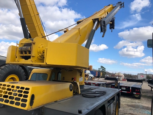 2002 Grove YB4415 Carry Deck Crane 2002 Grove YB4415 Carry Deck Crane