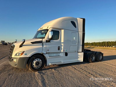 2022 Freightliner Cascadia 126 6x4 T/A Sleeper Truck Tractor