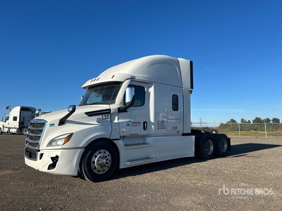 2020 Freightliner Cascadia 126 6x4 T/A Sleeper Truck Tractor