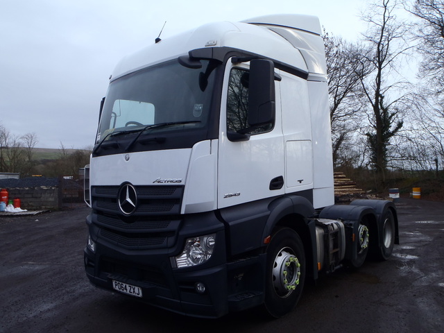 2014 Mercedes-Benz Actros 2543LS 6x2 Tractor Unit