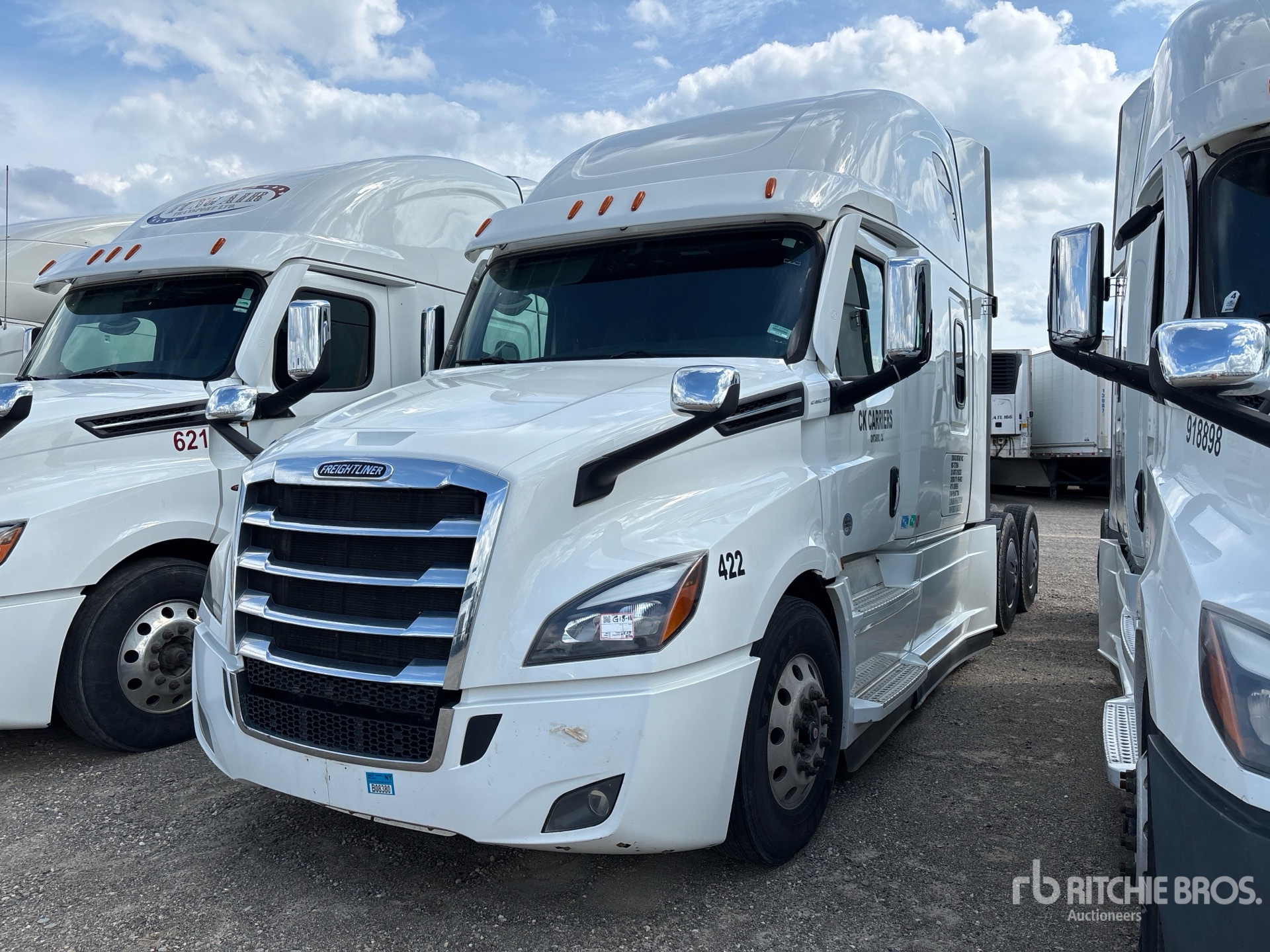 2023 Freightliner Cascadia 126 6x4 Cabeza Tractora Cabina Dormitorio (Inoperable)