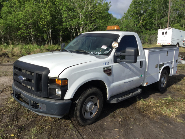 2008 Ford F-250 XL Super Duty Utility Truck 2008 Ford F-250 XL Super Duty Utility Truck