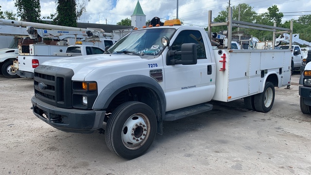 2008 Ford F-450 XL Super Duty Service Truck w/Crane 2008 Ford F-450 XL Super Duty Service Truck w/Crane