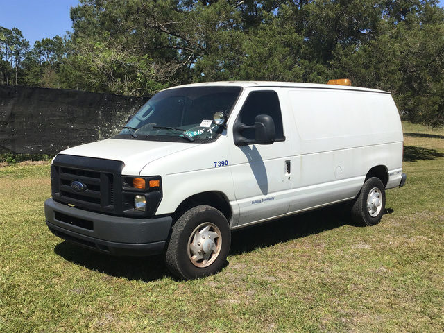 2008 Ford Econoline E-350 Super Duty Cargo Van 2008 Ford Econoline E-350 Super Duty Cargo Van