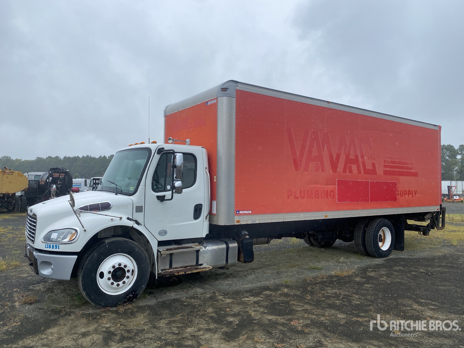 2013 Freightliner M2106 4x2 Van Truck