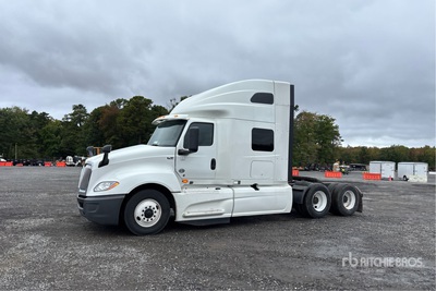2019 International LT625 6x4 Cabeza Tractora Cabina Dormitorio