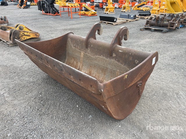 Garier Garier 71 in Q/C Cleanup Excavator Bucket | Ritchie Bros. Auctioneers